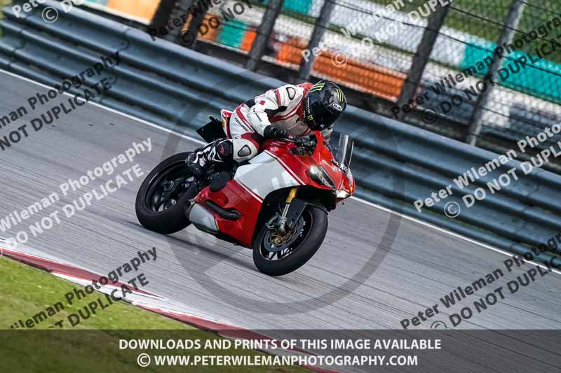 Sepang;event digital images;motorbikes;no limits;peter wileman photography;trackday;trackday digital images
